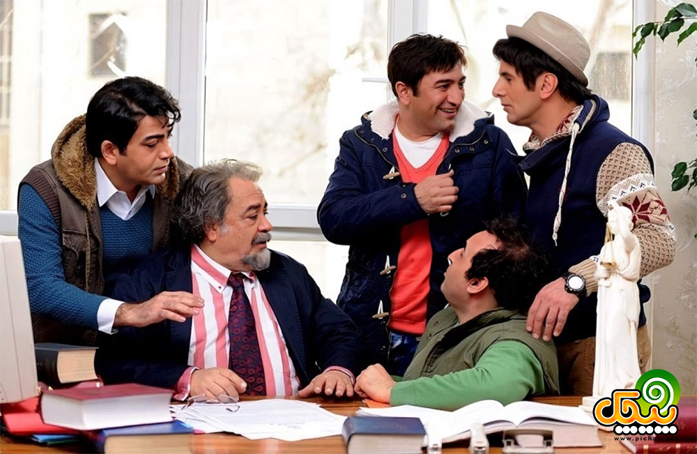 فرزاد حسنی در فیلم ثبت با سند برابر است