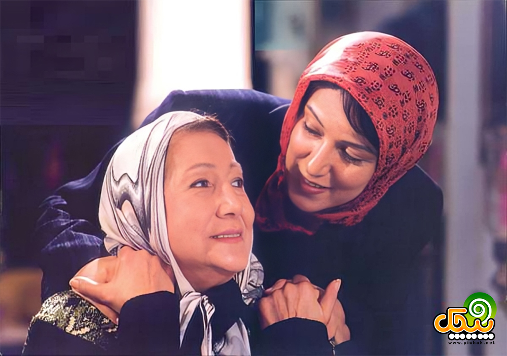 جمیله شیخی در فیلم عینک دودی
