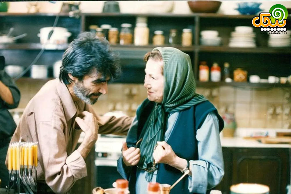 جمیله شیخی در فیلم کاغذ بی خط