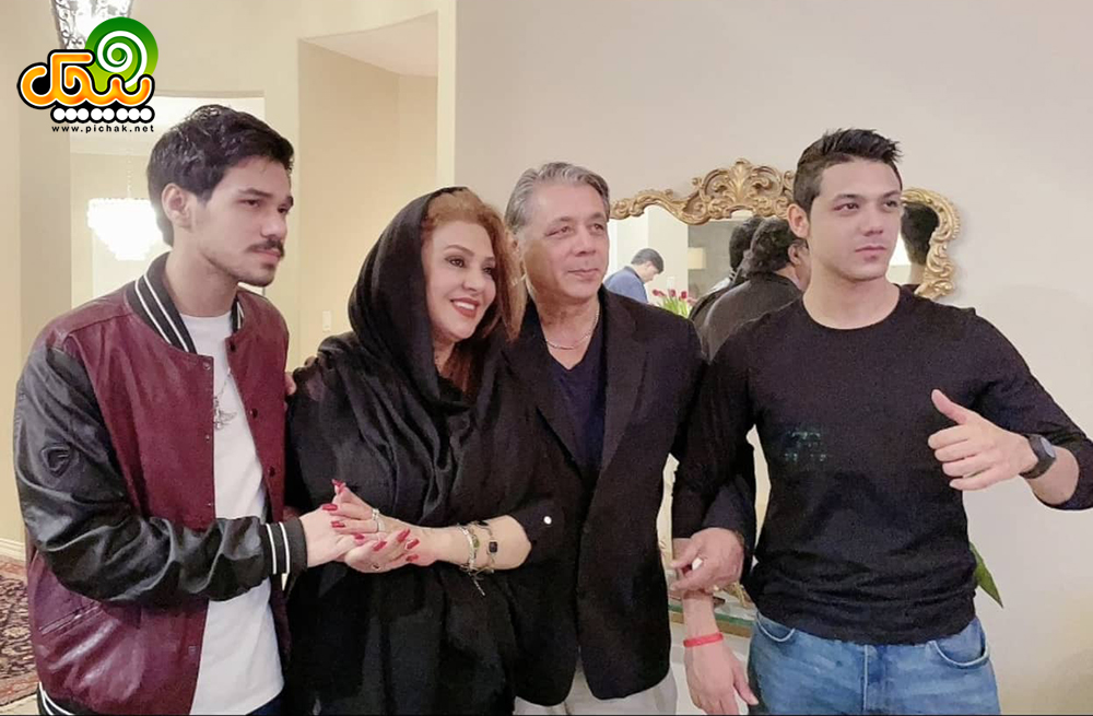 نسرین مقانلو و خانواده